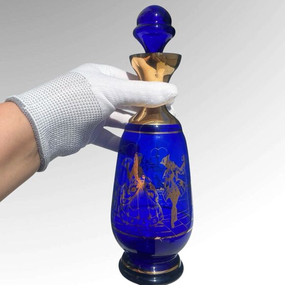 Vintage Cobalt Blue Gold Venetian Glass Decanter 10" Gondola Courting Scene 17oz - Picture 8 of 10